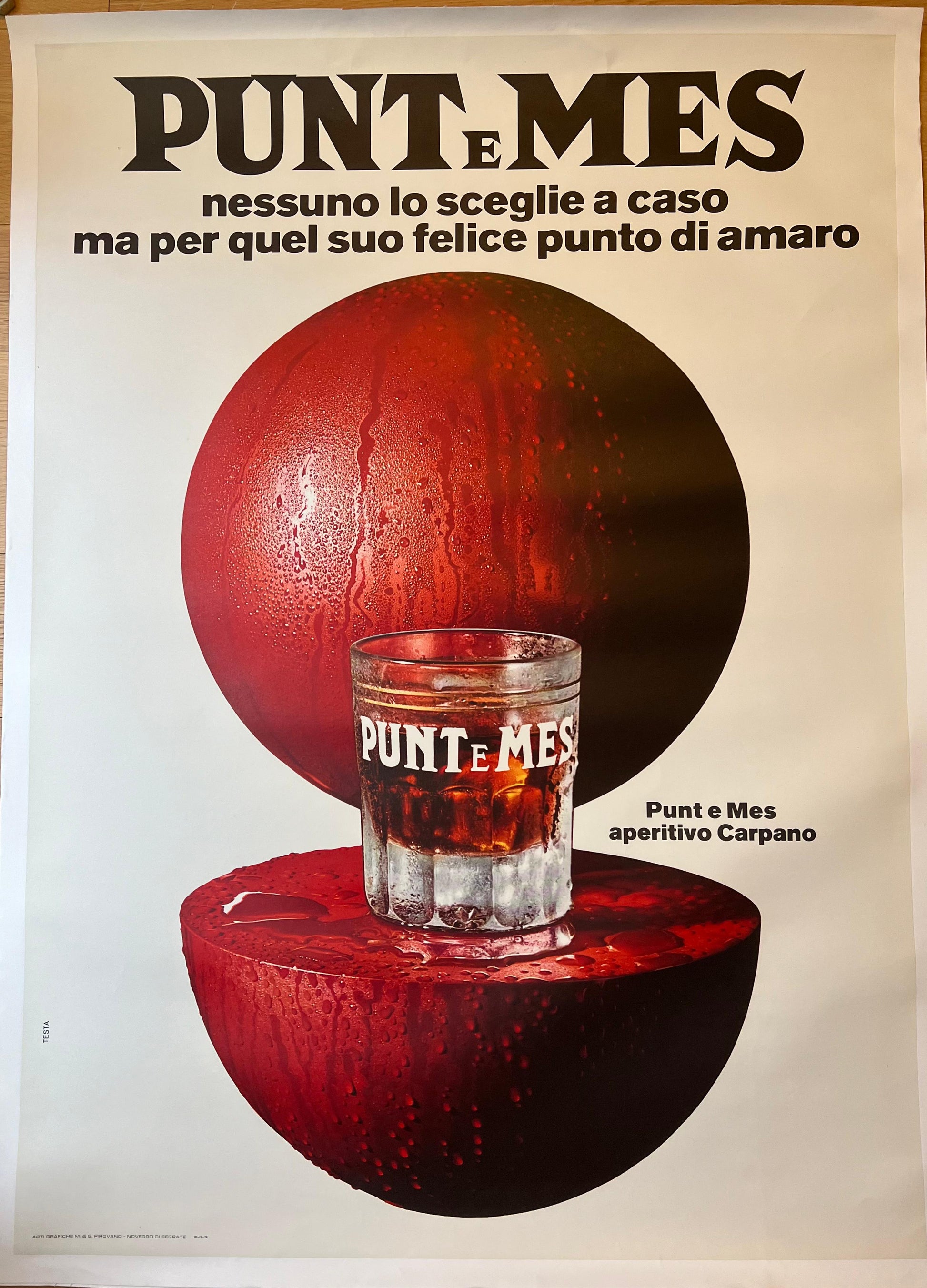 Armando Testa: Sfera Punt e Mes aperitivo Carpano